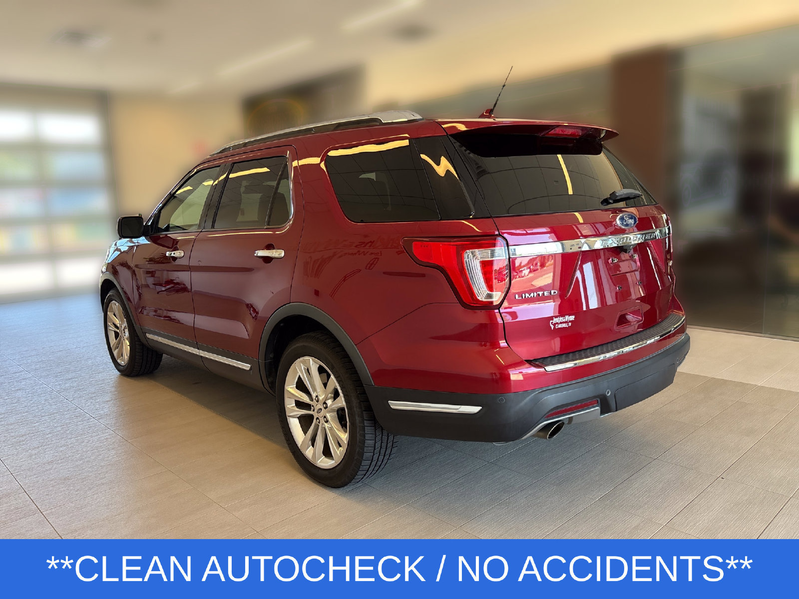 Used 2019 Ford Explorer Limited AWD/4WD image 3