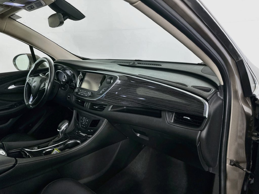 Used 2017 Buick Envision Essence FWD image 37