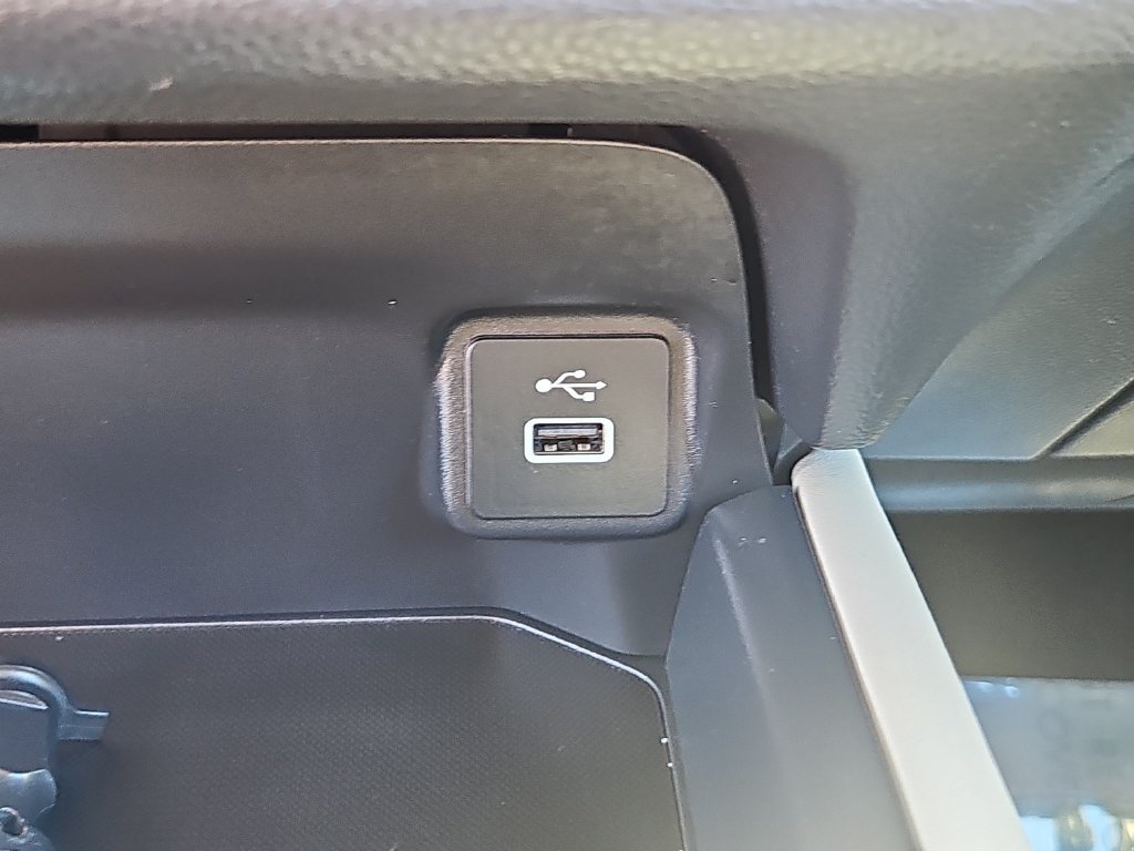 Used 2025 Honda HR-V LX image 16