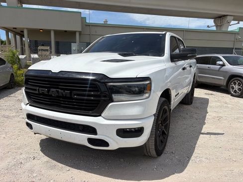 Used 2024 RAM 1500 Laramie AWD/4WD image 7