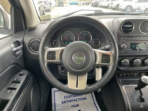 Used 2011 Jeep Compass Limited image 16