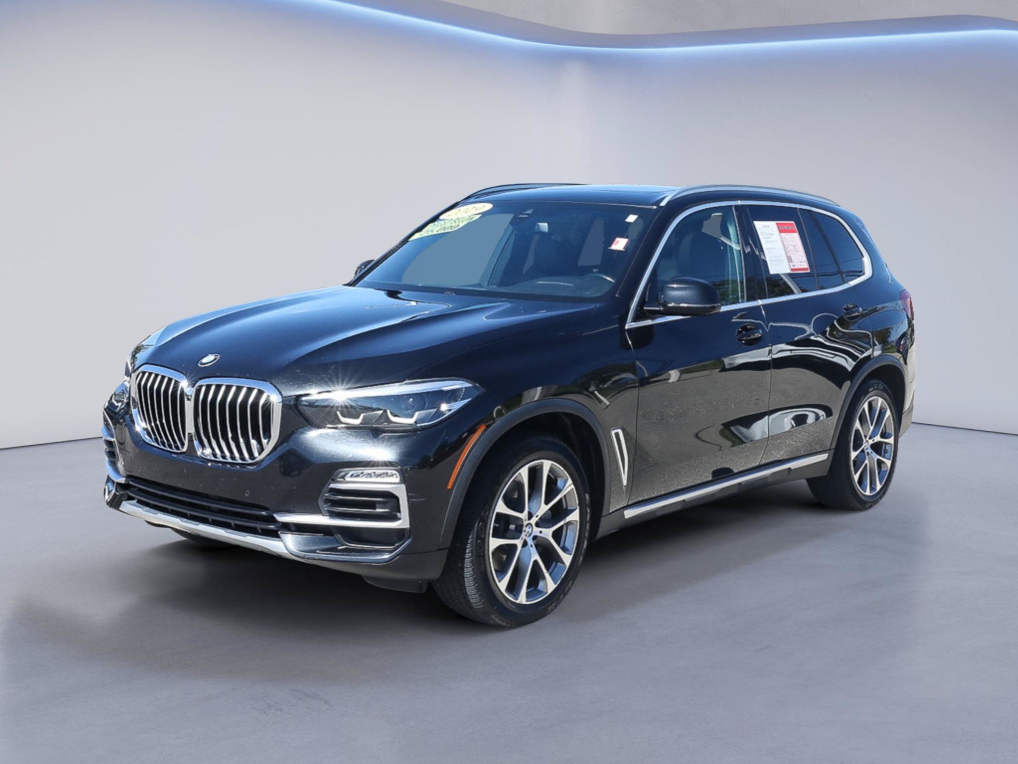 Used 2019 BMW X5 xDrive40i w/ Convenience Package AWD/4WD image 2