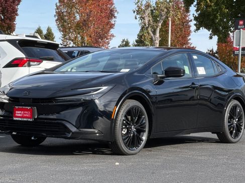 New 2026 Toyota Prius image 2