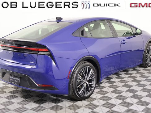 Used 2026 Toyota Prius LE image 6