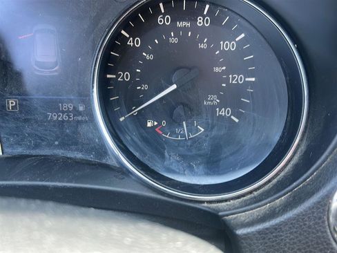 Used 2020 Nissan Rogue Sport SV w/ Technology Package image 6