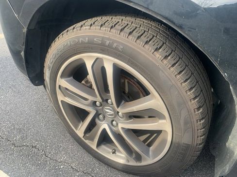 Used 2017 Acura MDX SH-AWD w/ Advance Package image 11