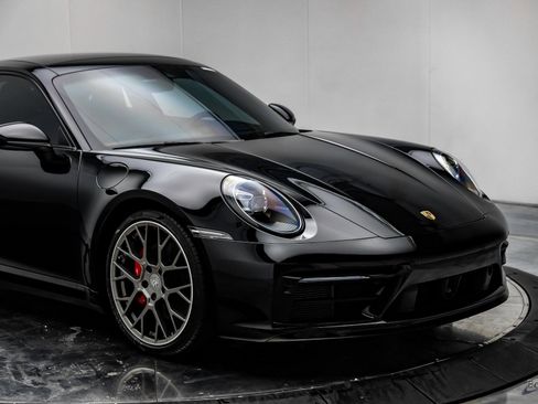 Used 2020 Porsche 911 Carrera 4S image 23