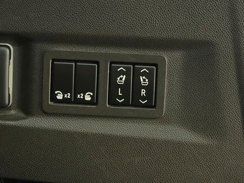 Certified 2022 GMC Yukon Denali AWD/4WD image 19