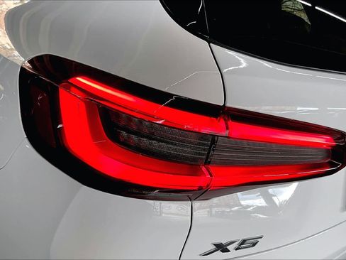 Used 2020 BMW X5 sDrive40i w/ Convenience Package image 28