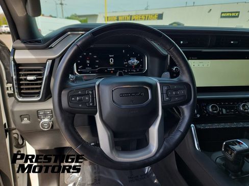 Used 2024 GMC Sierra 1500 Denali AWD/4WD image 14