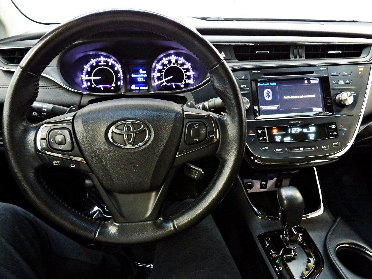 Used 2016 Toyota Avalon XLE Premium FWD image 17