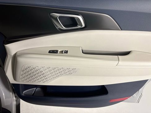 New 2026 Kia Carnival SX image 12