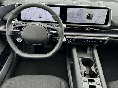 New 2025 Hyundai Ioniq 6 SE image 17