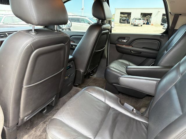 Used 2009 GMC Yukon Denali RWD image 21