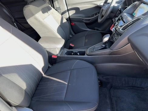 Used 2018 Ford Focus SEL image 12