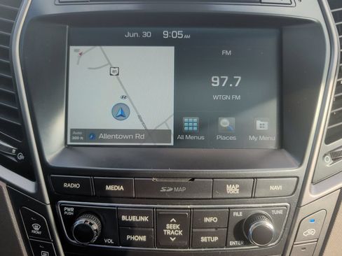 Used 2018 Hyundai Santa Fe AWD image 13