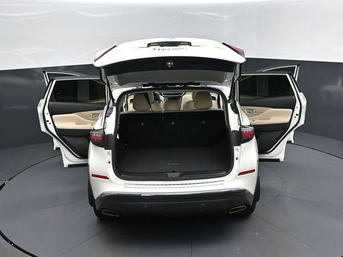 Used 2022 Nissan Murano SV image 49