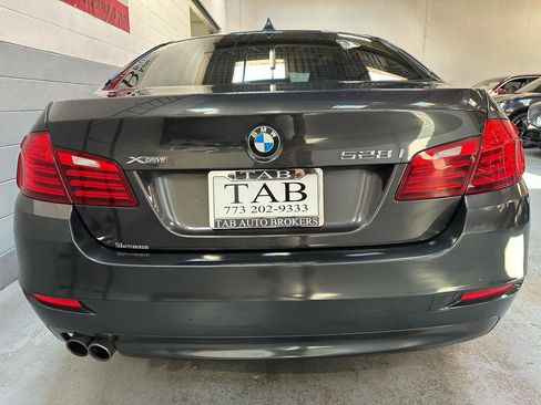 Used 2016 BMW 528i xDrive Sedan AWD/4WD image 4