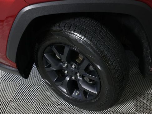 Used 2022 Toyota RAV4 LE FWD image 34