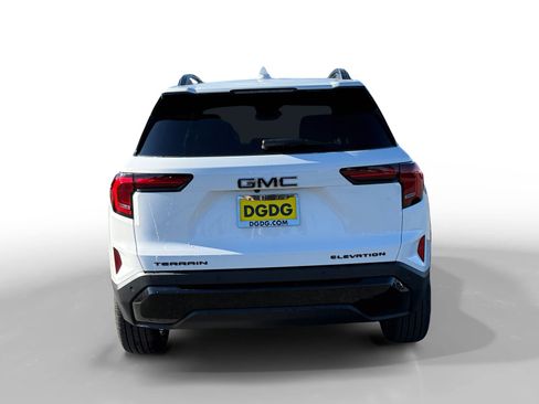New 2026 GMC Terrain Elevation image 4