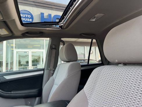 Used 2008 Toyota 4Runner SR5 AWD/4WD image 17