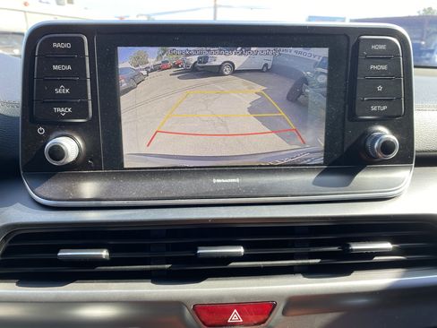 Used 2020 Kia Telluride S FWD image 19