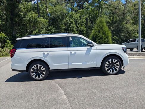 New 2026 Ford Expedition Platinum w/ Driver's Package AWD/4WD image 3