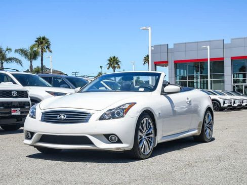 Used 2014 INFINITI Q60 Convertible w/ Premium Package RWD image 28