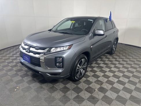 Used 2025 Mitsubishi Outlander Sport ES AWD/4WD image 4