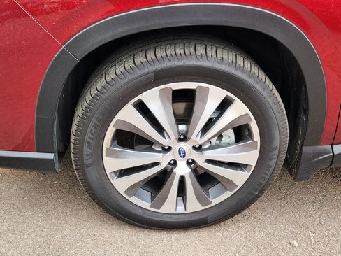 Used 2019 Subaru Ascent Touring AWD/4WD image 15