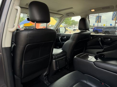 Used 2024 INFINITI QX80 Luxe image 15