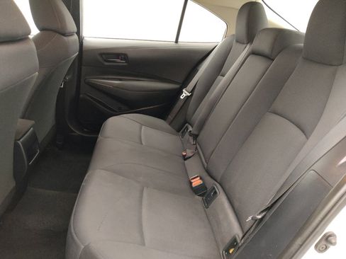 Used 2022 Toyota Corolla LE FWD image 18