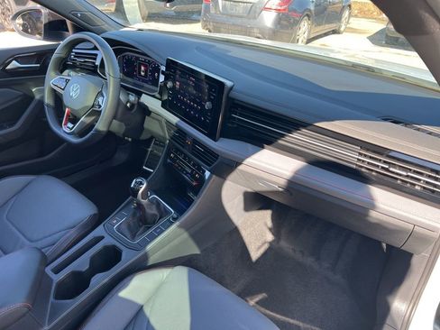 Used 2025 Volkswagen Jetta GLI Autobahn image 21