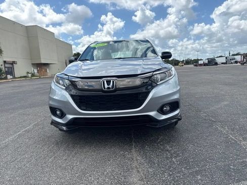 Used 2019 Honda HR-V Sport image 3