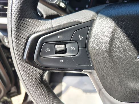 Used 2022 Chevrolet TrailBlazer LT AWD/4WD image 29