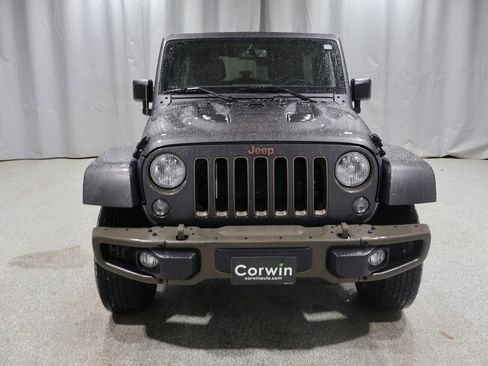 Used 2016 Jeep Wrangler Unlimited Sahara AWD/4WD image 9