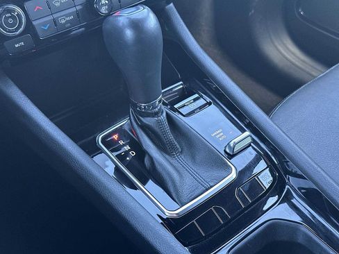 Certified 2023 Jeep Compass Limited image 19