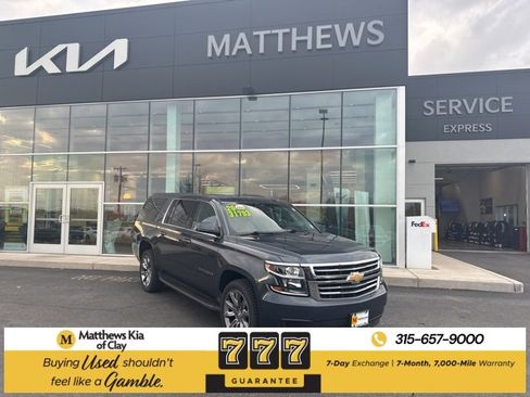 Used 2020 Chevrolet Suburban LT image 1