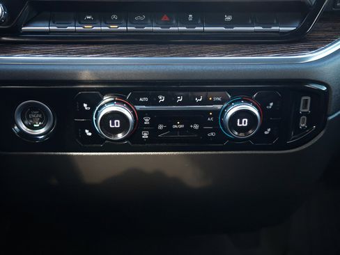 Used 2023 GMC Sierra 1500 Elevation w/ LPO, Elevation Black Package image 35