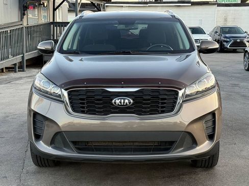 Used 2019 Kia Sorento AWD w/ LX Convenience Package image 5