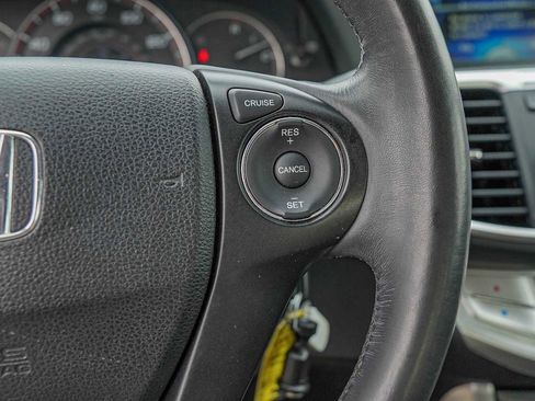 Used 2015 Honda Accord Sport image 14