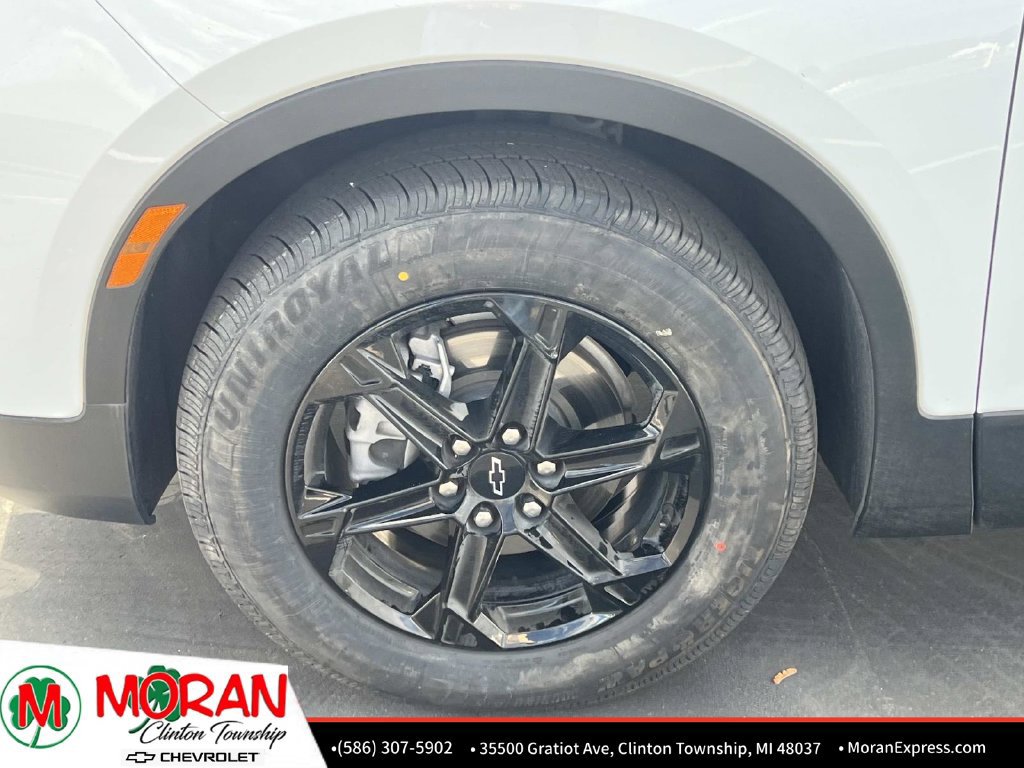 Used 2024 Chevrolet Blazer LT w/ Midnight/Sport Edition AWD/4WD image 10