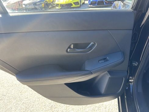 Used 2024 Nissan Sentra SV image 24