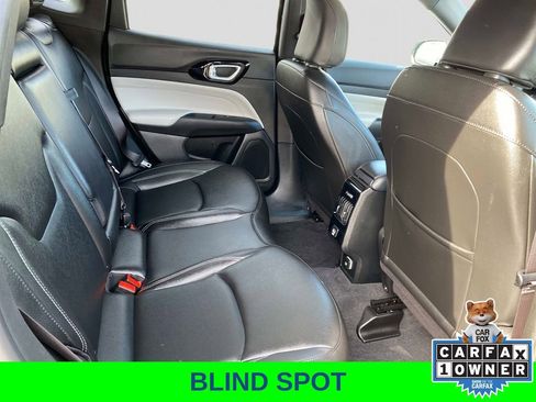 Certified 2025 Jeep Compass Limited image 24