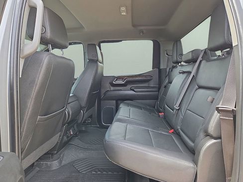 Used 2024 GMC Sierra 1500 SLT AWD/4WD image 15