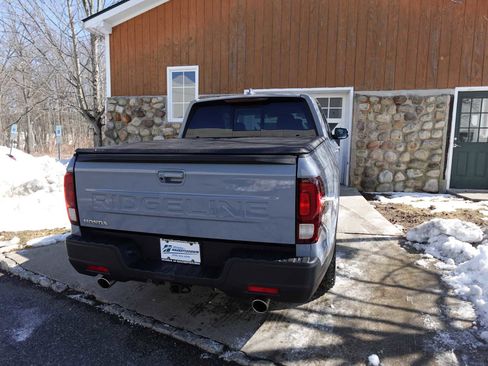 Certified 2024 Honda Ridgeline RTL image 7