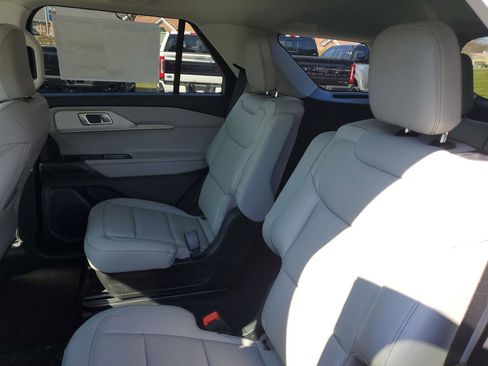 New 2026 Ford Explorer Active AWD/4WD image 29