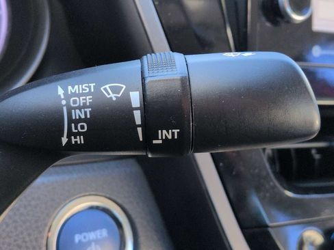 Used 2022 Toyota Camry XSE image 25