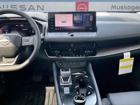 New 2026 Nissan Rogue Platinum w/ Platinum Premium Package AWD/4WD image 11