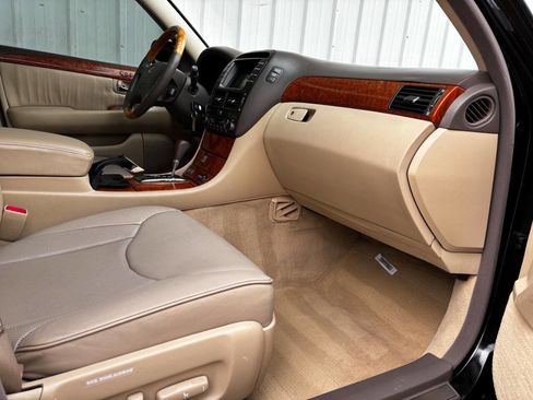 Used 2006 Lexus LS 430 image 39